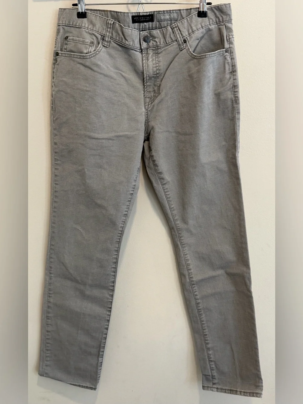 Aeropostale Men’s Skinny Jeans in Gray Size 34x32